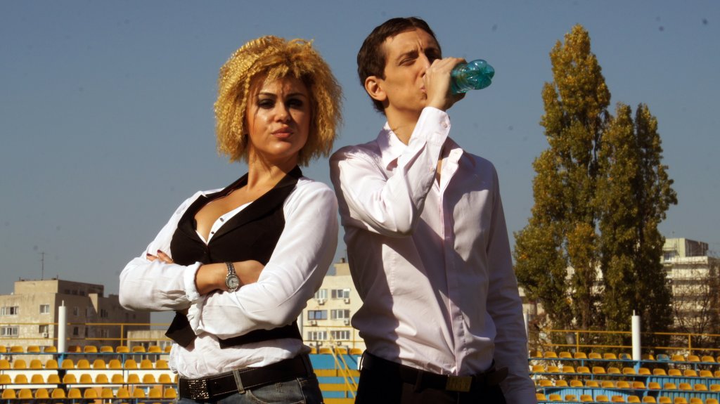Banciu vă face cunoştinţă cu iubita lui, marţi seară la “Mondenii”
