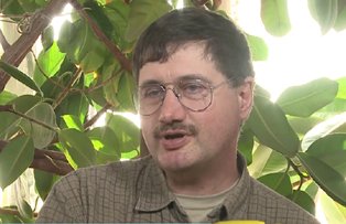 VIDEO / Povestea lui Florin Ene. Cum a ajuns sa apeleze la "Curat, murdar?"