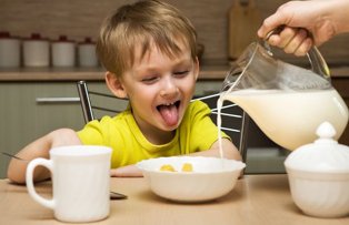 Sfaturi de la specialisti. Care sunt cele mai sanatoase lactate