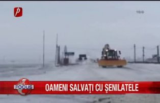 Oameni salvati cu senilatele