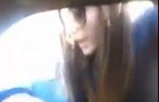 VIDEO / Politist, muscat de o tanara din Ramnicu Valcea
