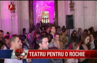 Teatru pentru o rochie