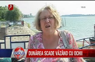 Dunărea scade văzând cu ochii