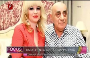 Oana Lis, în salopetă transparentă, la o prezentare de moda!