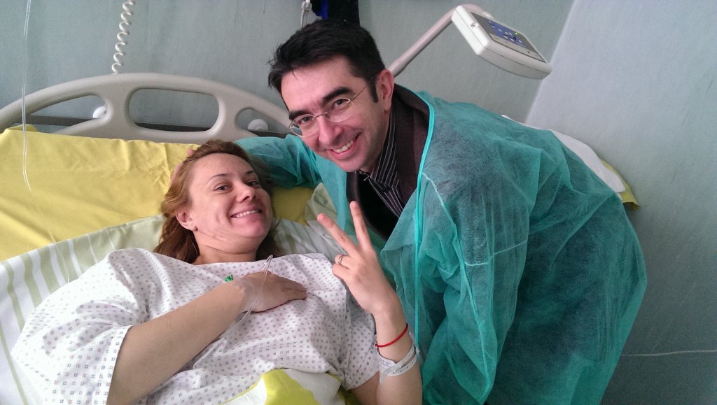 Mihai Găinuşă, naş pentru băieţelul Oanei, fosta Bebeluşă de la Cronica Cârcotaşilor