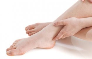 Glezne si picioare umflate? Afla motivele