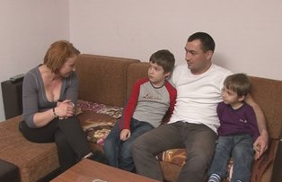 Experienţe inedite, de la 21.30, la „Schimb de mame”