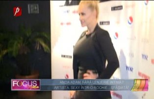 Anda Adam, fără lenjerie intimă? Artista, sexy într-o rochie... sfâşiată!