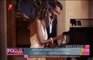 Madalina Ghenea "eleva model"! Iubitul ei o mediteaza la... pian
