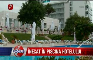 Inecat in piscina hotelului .