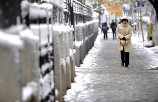 Alerta meteo: Un nou val de ninsori in Romania. Vremea se va raci in toate regiunile
