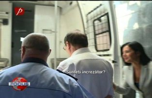 Basescu s-a impiedicat