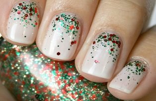 Modele de unghii pentru Craciun si Revelion