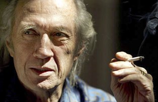 Moartea actorului David Carradine, sub semnul intrebarii. Practici sexuale periculoase sau sinucidere?