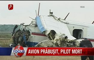 Avion prăbuşit, pilot mort
