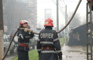 Scene de groaza, in Romania. A aruncat blocul in aer, dupa care s-a sinucis