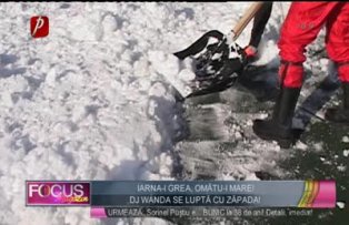 Iarna-i grea, omătu-i mare! DJ Wanda se luptă cu zăpada!
