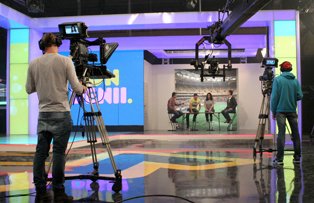 Mondenii au „casă” nouă şi se pregătesc intens pentru show-ul live!