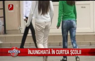 Injunghiata in curtea scolii