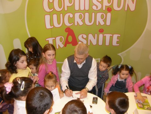 Copiii “trasniti” din Timisoara au venit la intalnirea cu Virgil Iantu