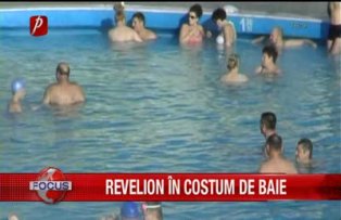 Revelion in costum de baie