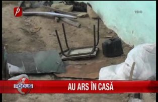 Au ars în casă
