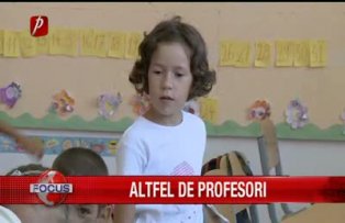 Altfel de profesori