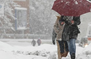 Prognoza meteo pe doua saptamani. Meteorologii anunta temperaturi de pana la 17 grade