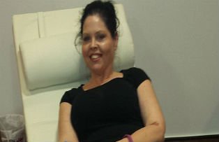 Era obeza si cu pielea zbarcita, acum toti o admira. Cum arata femeia care a slabit 80 de kilograme