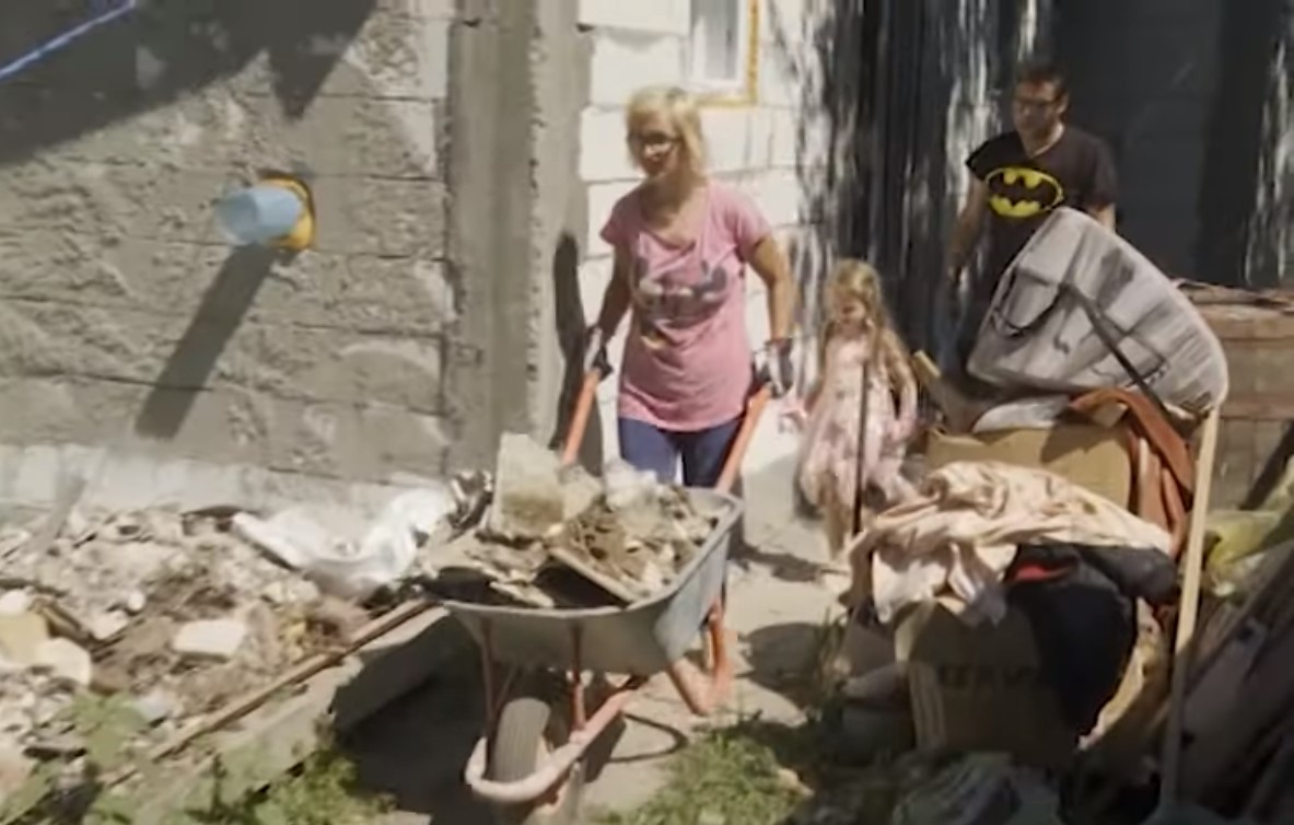 Pe 25 octombrie, de la ora 20.00,   un Schimb de mame plin de învăţăminte la Prima TV